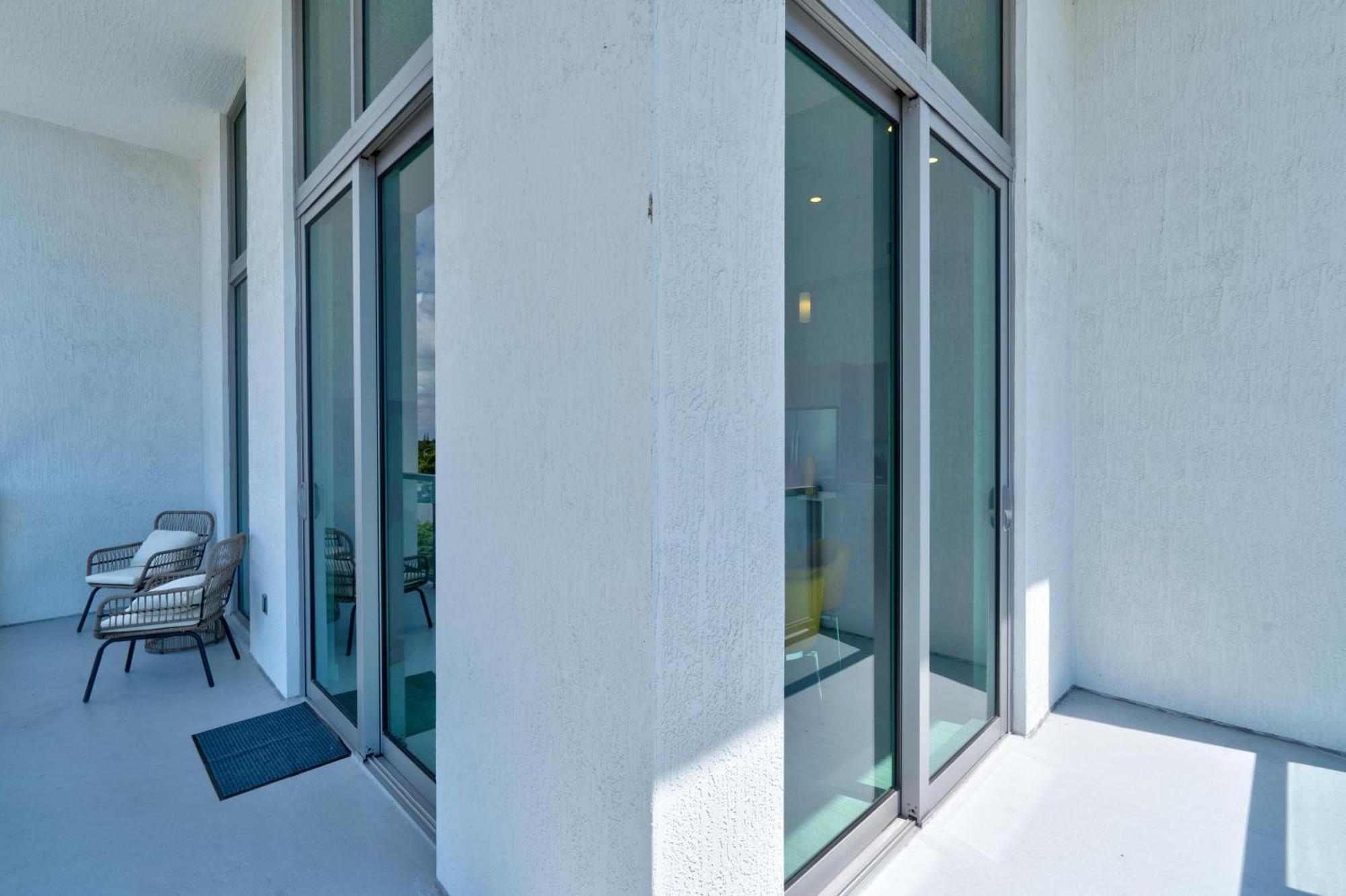 Appartement 3900-502gj Design District, 2 Bedrooms & 2 Bathrooms *