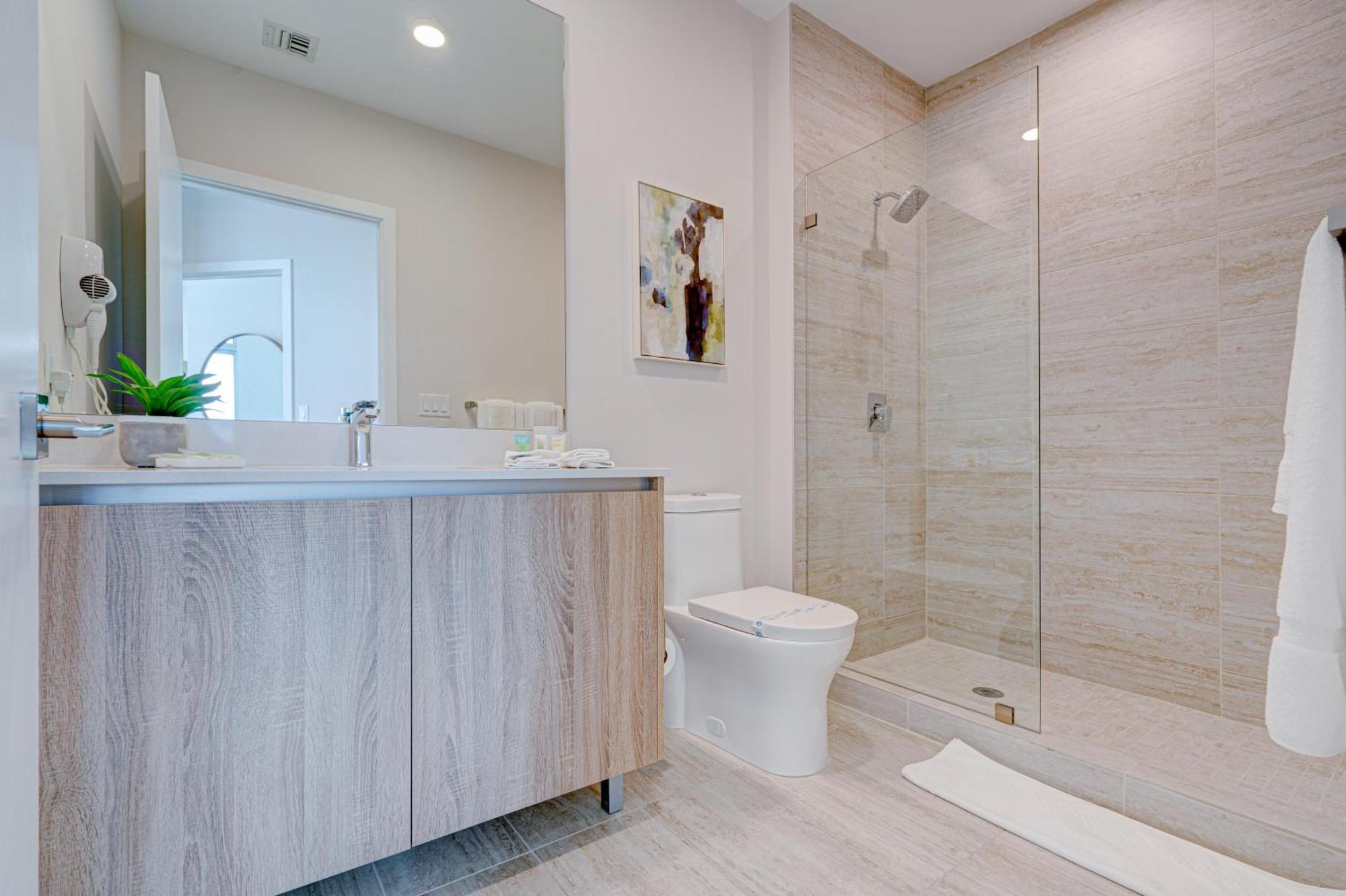 3900-502gj Design District, 2 Bedrooms & 2 Bathrooms Miami
